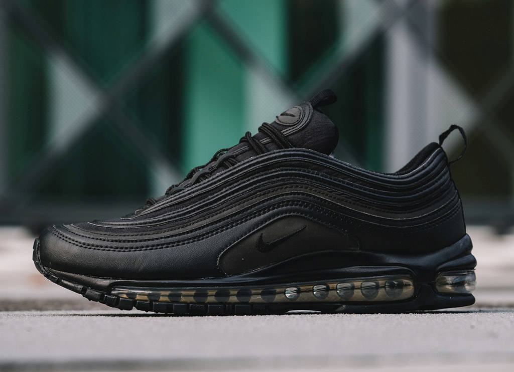 Nike Air Max 97 Undefeated Release Date. Nike SNEAKRS GB